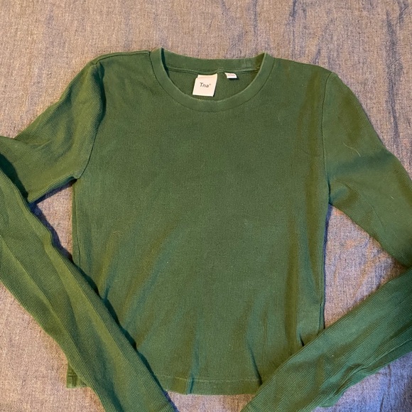 TNA T-Shirt Set in Red, Green, Gray, and Tan - Picture 2 of 3